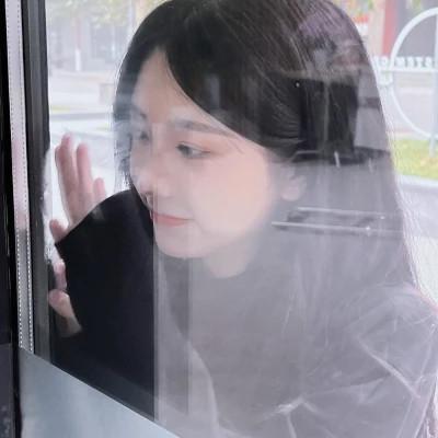 ins头像小众高级质感女32张