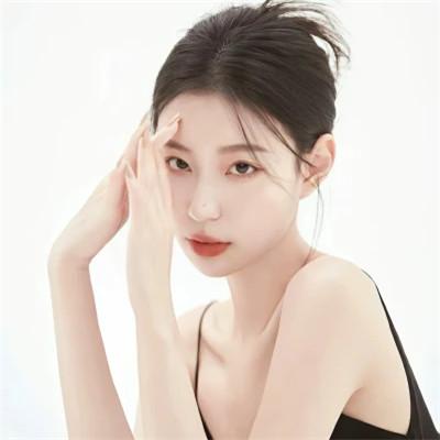 优质冷艳女头像图片好看32张