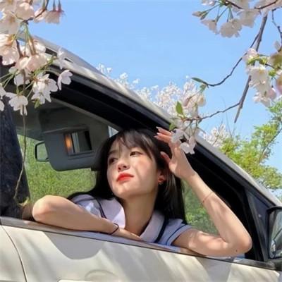 很哇塞的女孩头像 高清唯美可以做一个哇塞女孩头像