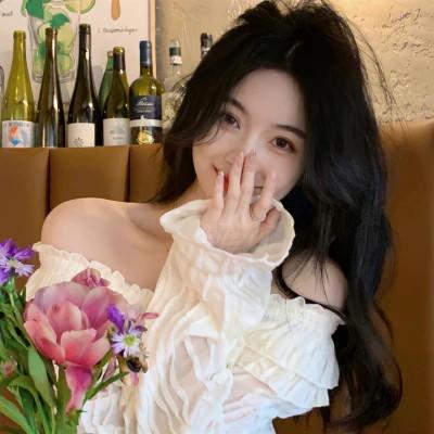 很哇塞的女孩头像 高清唯美可以做一个哇塞女孩头像