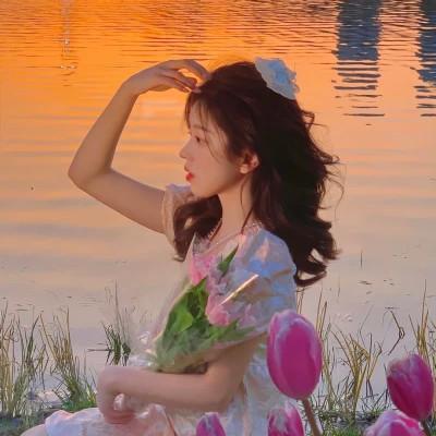 很哇塞的女孩头像 高清唯美可以做一个哇塞女孩头像