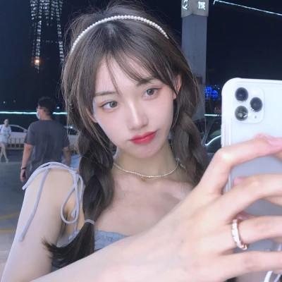 18岁女生温柔头像图片40张