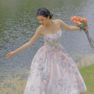 很哇塞的女孩头像 高清唯美可以做一个哇塞女孩头像
