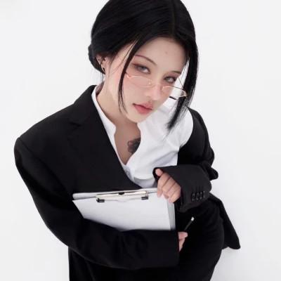 女头像ins高级质感好看40张