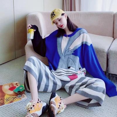 微信头像女全身照图片32张