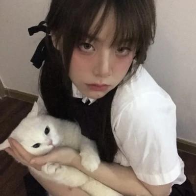 漂亮女头像ins高级质感40张