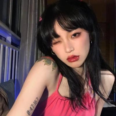 18岁女生温柔头像图片40张