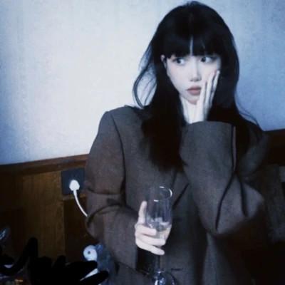 ins头像小众高级质感女32张