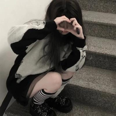 ins头像小众高级质感女32张