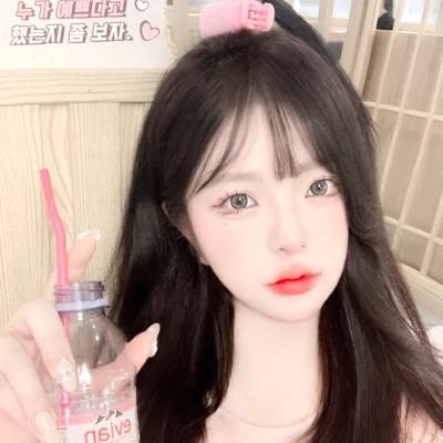 qq女头像ins高级质感22张