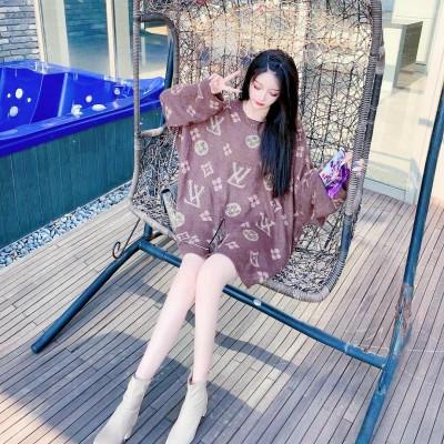 微信头像女全身照图片32张