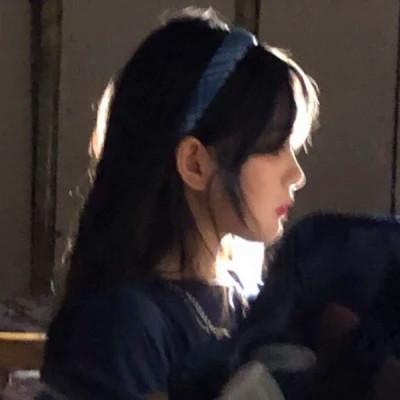 2023年女生头像真人高清好看图片