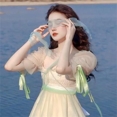 温柔甜美女生头像高级小众图片