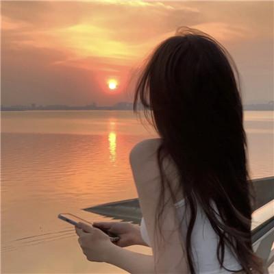 女生头像自由洒脱 高清漂亮充满自由感的女生的头像图片