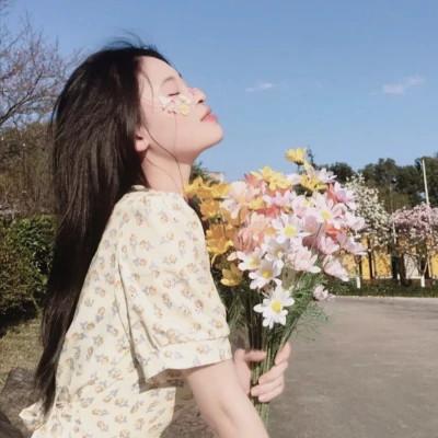 温柔甜美女生头像高级小众图片