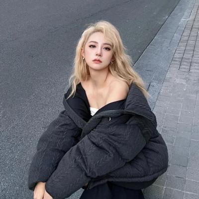 117张女生高级氛围感美女头像