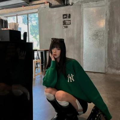 小众又高格调的头像女 高清惊艳到爆的女生头像图片