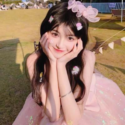 温柔甜美女生头像高级小众图片