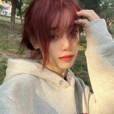 117张女生高级氛围感美女头像