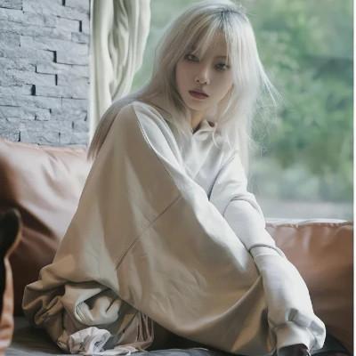 小众又高格调的头像女 高清惊艳到爆的女生头像图片