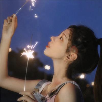 女生头像自由洒脱 高清漂亮充满自由感的女生的头像图片