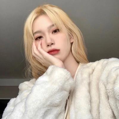 微信女生头像ins风高清图片