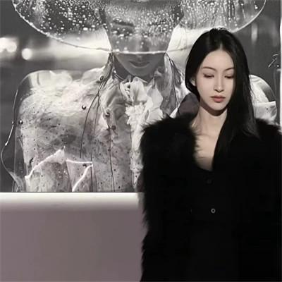 一眼就沦陷的高级头像女32张