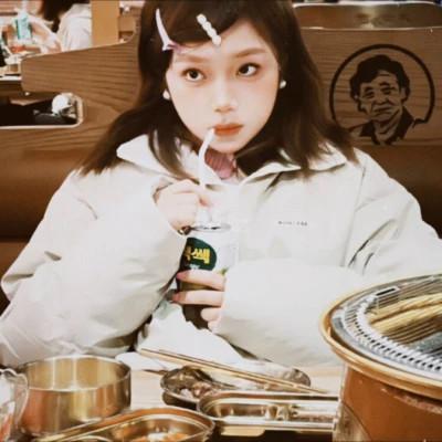 胶片类型女生头像图片精选32张