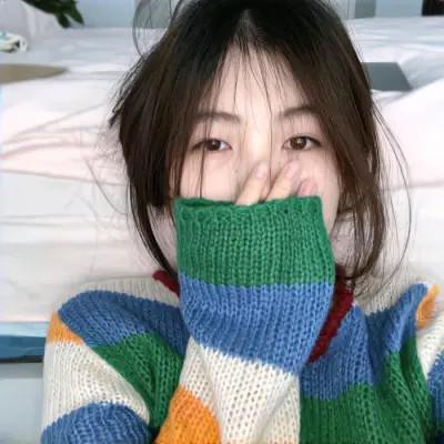 不同风格女生头像真人图片32张