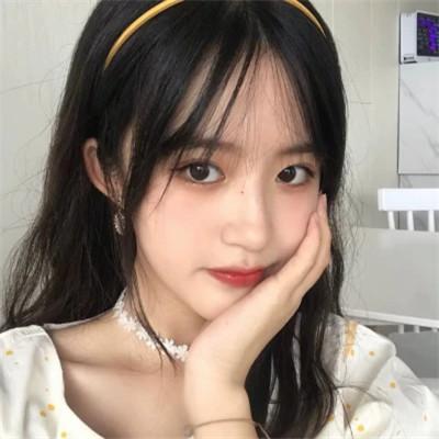 日常头像微信女生真人32张
