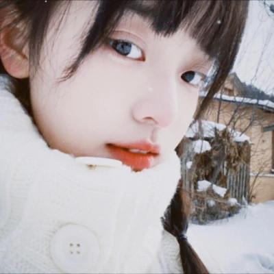 漂亮女生头像胶片高清精选32张