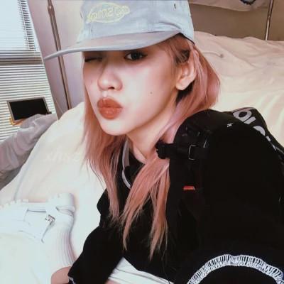 胶片类型女生头像图片精选32张