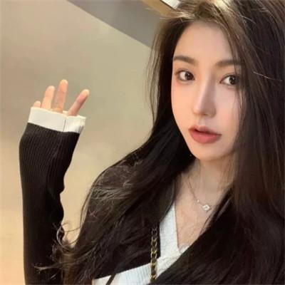 日常头像微信女生真人32张
