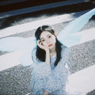 胶片类型女生头像图片精选32张