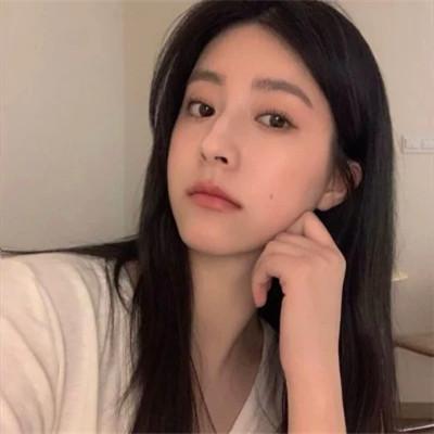 日常头像微信女生真人32张