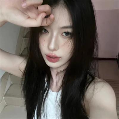 不同风格女生头像真人图片32张