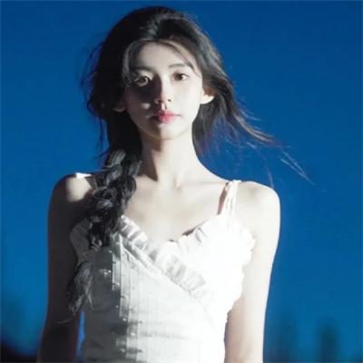 真人优质感女头像高清32张