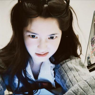漂亮女生头像胶片高清精选32张