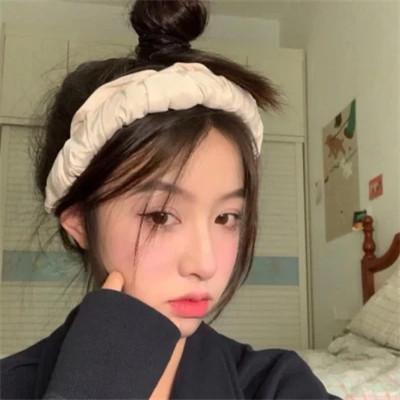 日常头像微信女生真人32张