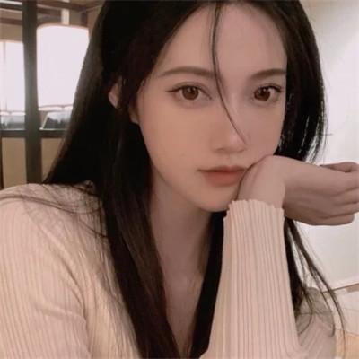 日常头像微信女生真人32张