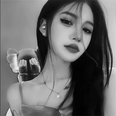 女士高冷黑白头像图片高清112张