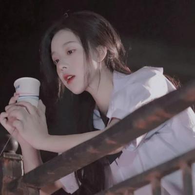 慵懒随意女生头像59张