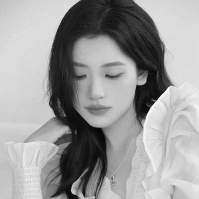 女士高冷黑白头像图片高清112张