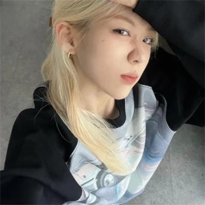 头像图片大全2023女生真人