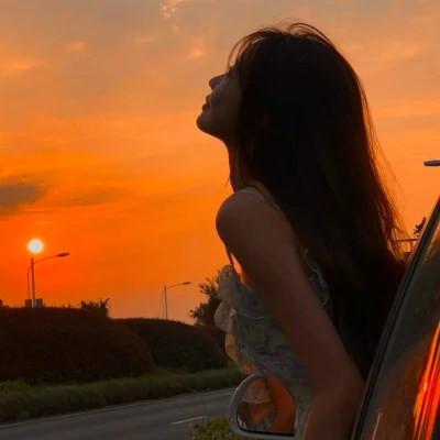 超美氛围感女生头像 好看到爆炸