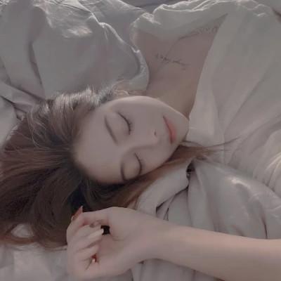 慵懒随意女生头像59张