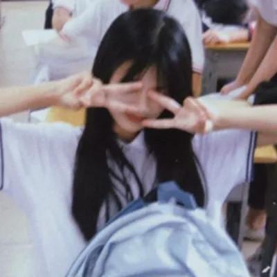 慵懒随意女生头像59张