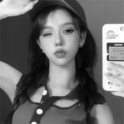 女士高冷黑白头像图片高清112张