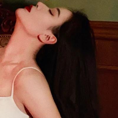 慵懒随意女生头像59张