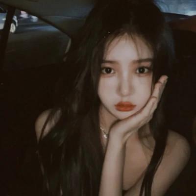 慵懒随意女生头像59张